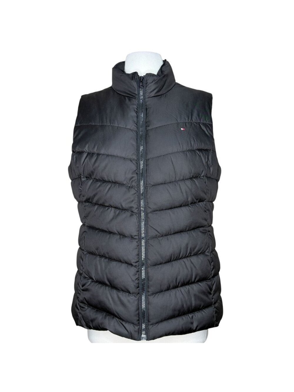 Tommy Hilfiger Women’s Puffer Vest Black Quilted Full Zip Sleeveless Jacket Larg